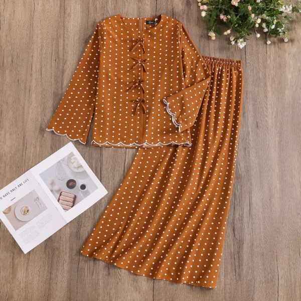 my-11134207-820l8-mq7dnzjpjwgf98.webp Polka Kurung Kedah Modern