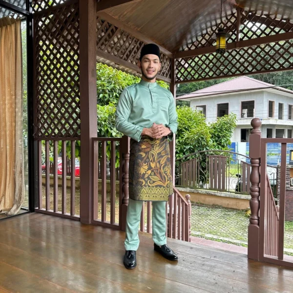 sg-11134201-7rdy6-mdfd3ddl5hhwc3.webp Baju Melayu Salman 1